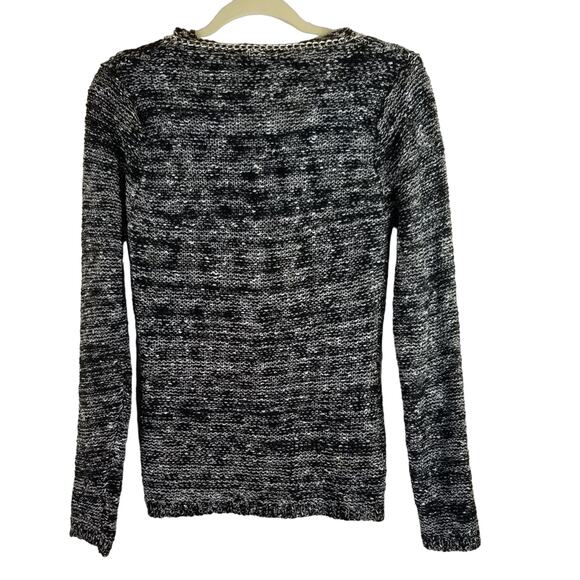 Lily Heathered Gray Knit Front Polckets Gold Chain Detail Cardigan Jacket L NWT - Picture 3 of 6